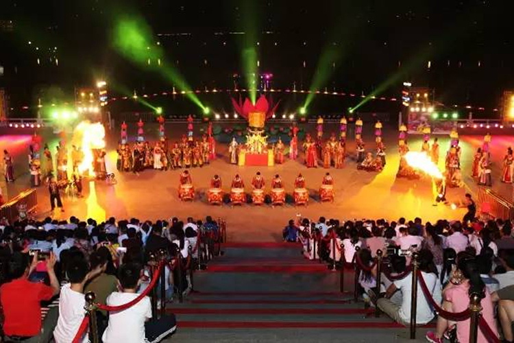 《大唐追夢(mèng)》盛唐文化主題實(shí)景演出
